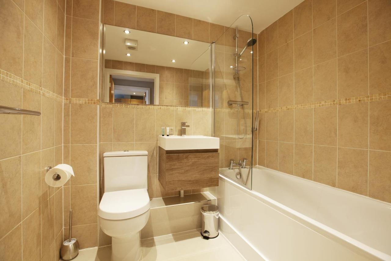 Urban Living'S - The Wesley Beautiful City Centre Apartment With Balcony Оксфорд Экстерьер фото